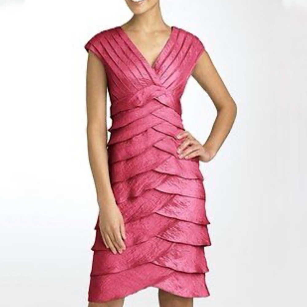 Adrianna Papell Pink Shutter Pleated Tiered‎ V-Neck Dress Size 14 Knee Lenght